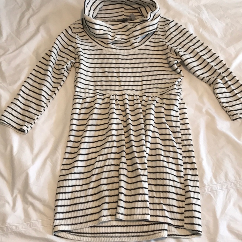 ‼️CCO‼️Maternity Cowl Neck Sweater